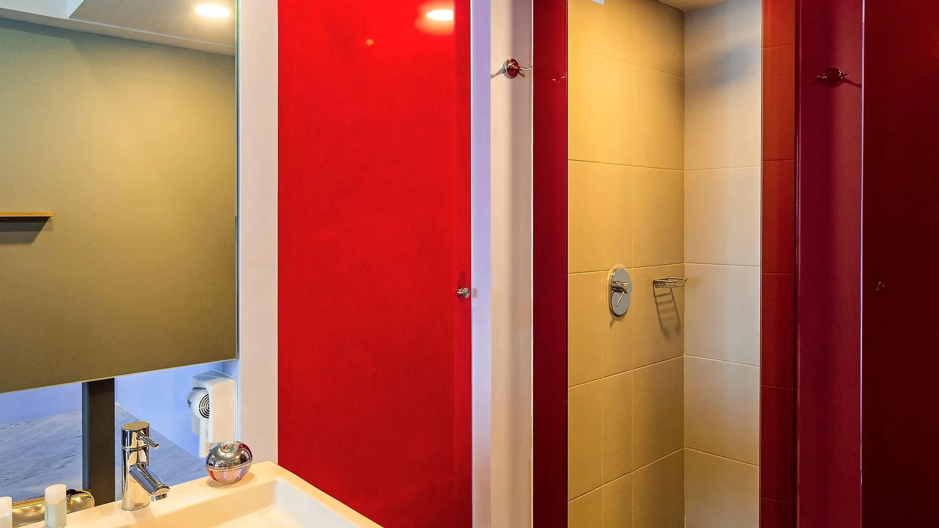 호텔 Ibis Styles Merida Galerias